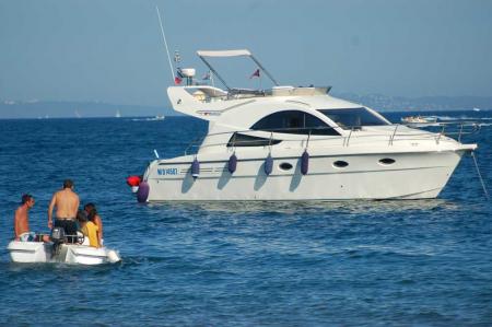 taxi boat @ day