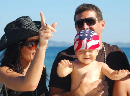 put your handz up... for te Day